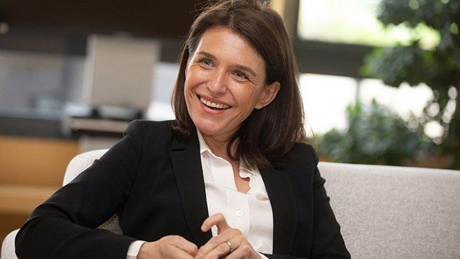 Portrait de Christelle Morançais, présidente du conseil régional des Pays de la Loire